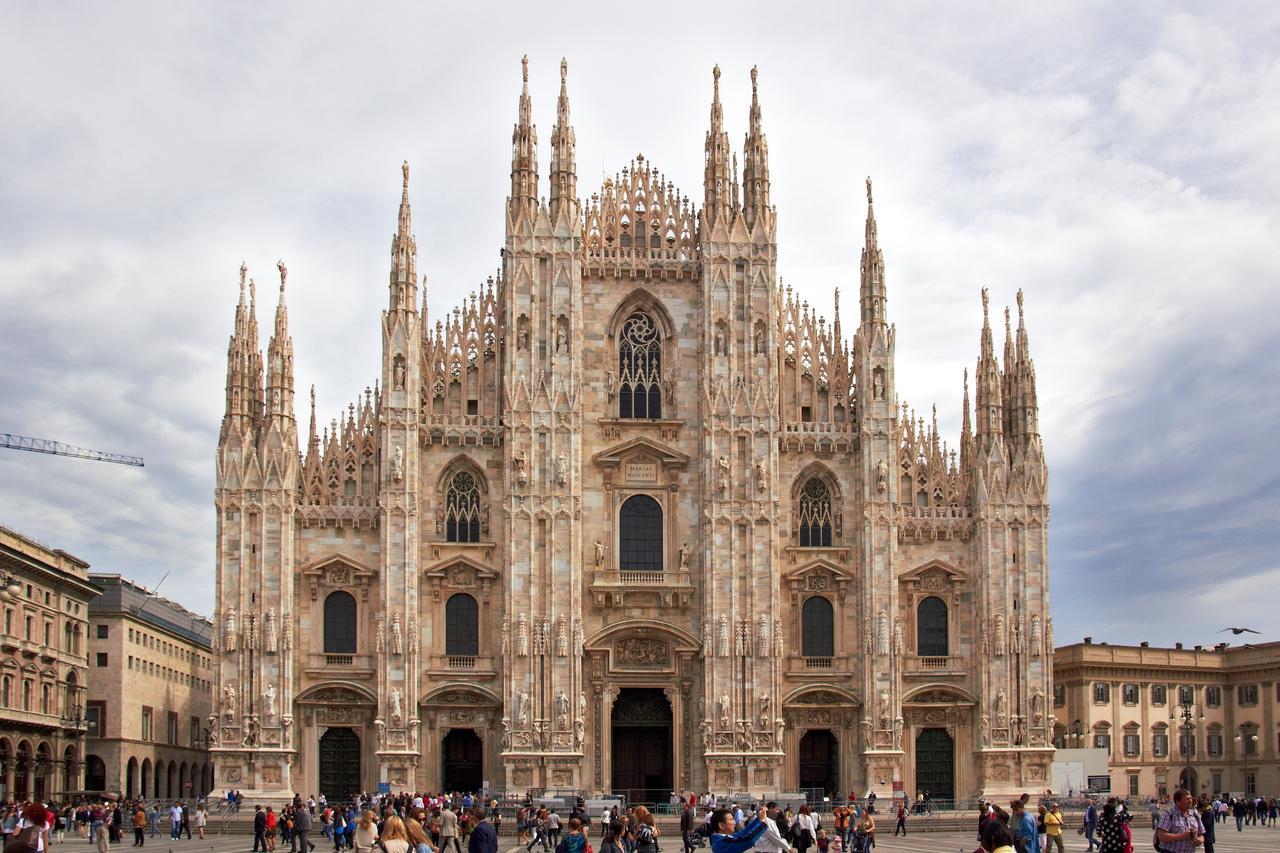 Nice Apartment In Milano, Close To Undergrond M3 Kültér fotó